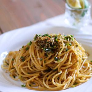 「じゃこにんにくパスタ」のレシピ動画