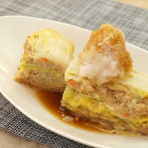 「白菜と豚ひき肉の重ね蒸し」のレシピ動画
