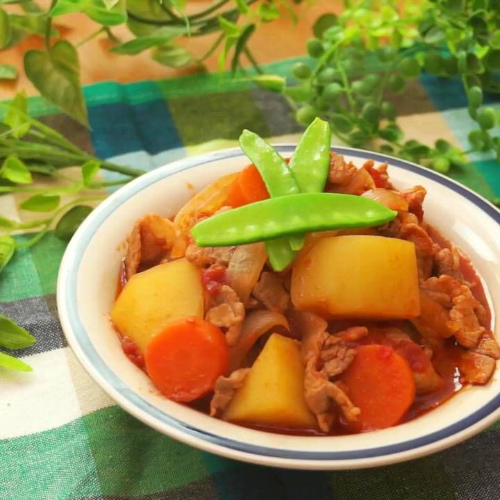 【絶品】トマトで洋風肉じゃが♪革命的レシピ3選