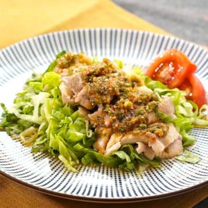 「蒸し鶏の香味ダレ」のレシピ動画