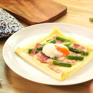 カルボナーラピザ