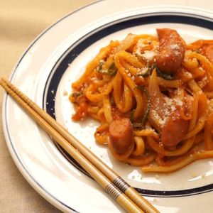「ナポリタン風焼きうどん」のレシピ動画