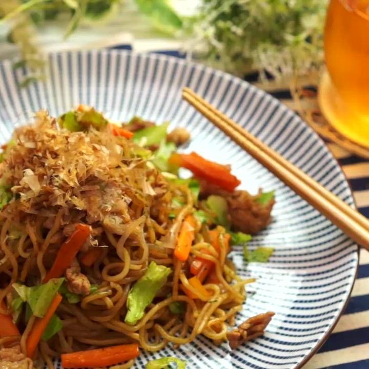 定番の煮物以外も！しらたきとキャベツを使った人気レシピ5選