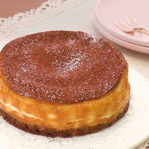 「ベイクドチーズケーキティラミス」のレシピ動画