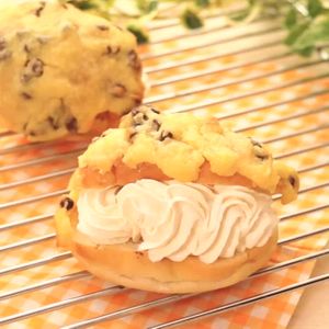 「メロンクリームパン」のレシピ動画