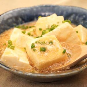 食べ応えバツグン 豆腐の照りマヨ焼きのレシピ動画 作り方 Delish Kitchen