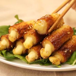 「チーズちくわの甘辛焼き」のレシピ動画
