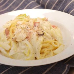 白菜とベーコンの和風クリームパスタ