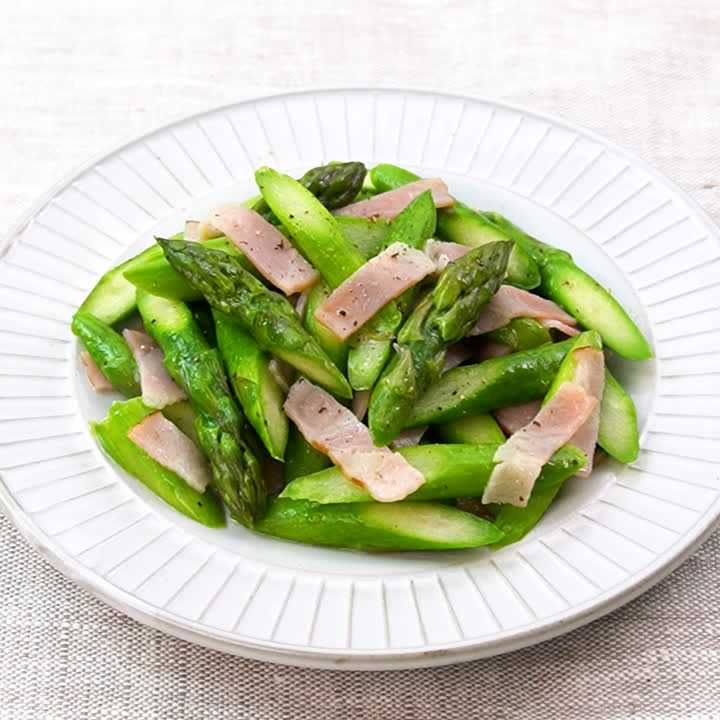 アスパラとベーコンのバターあえ
