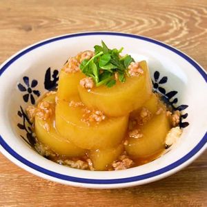 「大根と豚ひき肉のとろとろ煮」のレシピ動画
