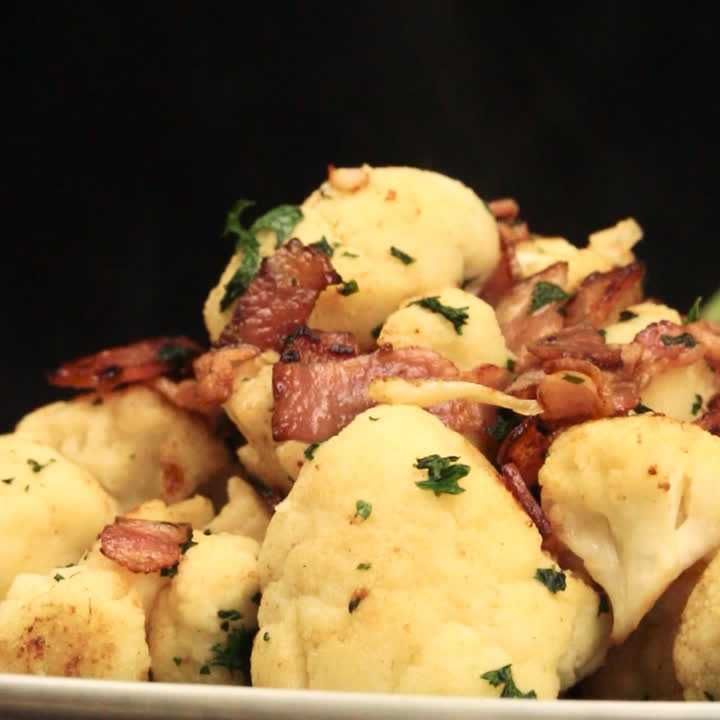 カリフラワーとベーコン炒め