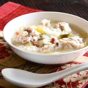「炊飯器サムゲタン」のレシピ動画
