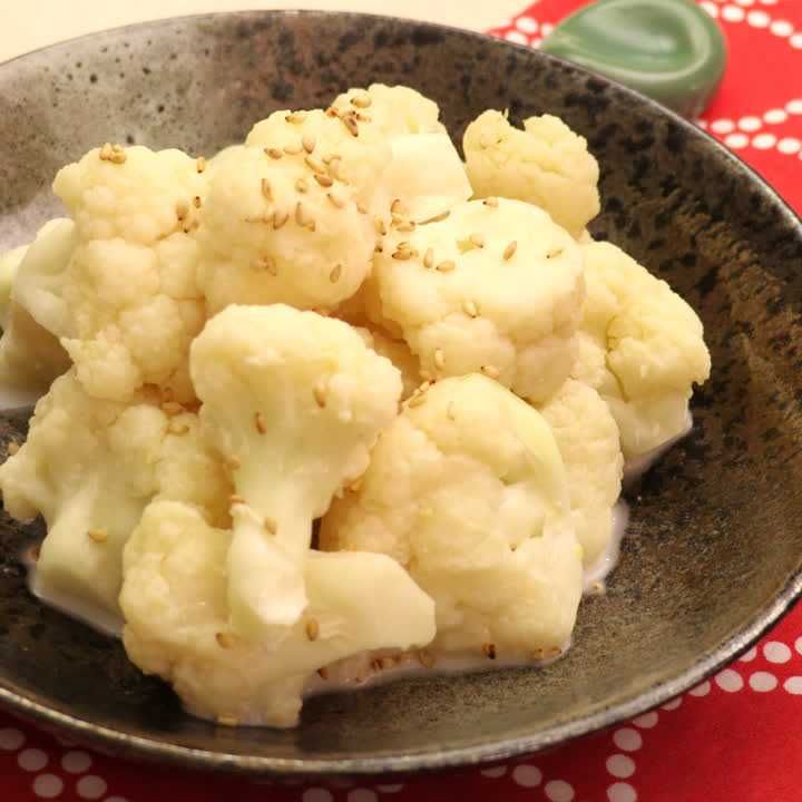 カリフラワーのごま味噌あえ