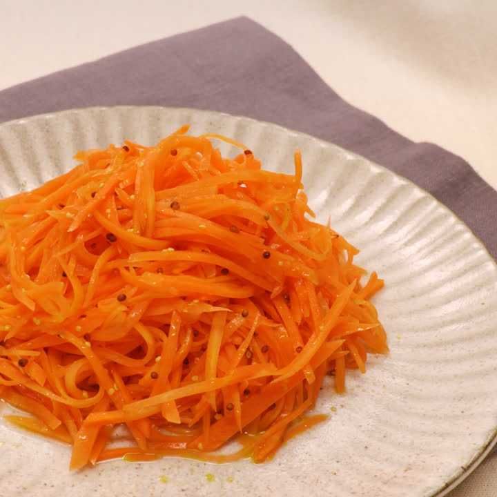にんじんのラペ風炒め