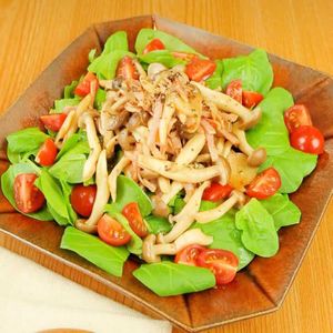 「ほうれん草とベーコンのホットサラダ」のレシピ動画
