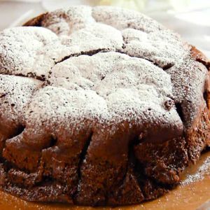 「チョコスフレケーキ」のレシピ動画