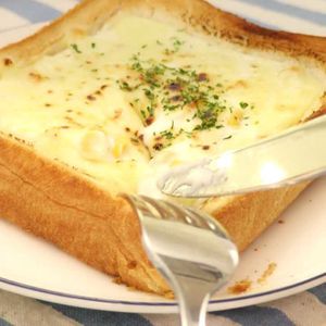 「コーンクリームトースト」のレシピ動画