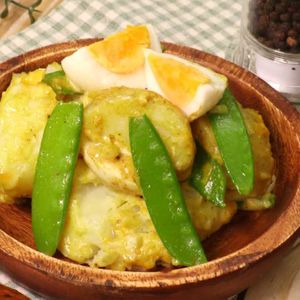 「さやえんどうのカレー風味ポテトサラダ」のレシピ動画