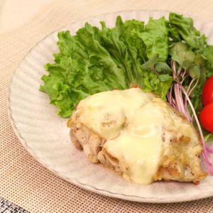 「鶏肉の味噌チーズ焼き」のレシピ動画
