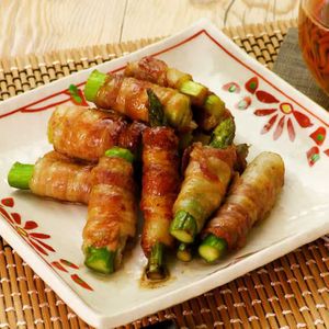「アスパラ肉巻き」のレシピ動画