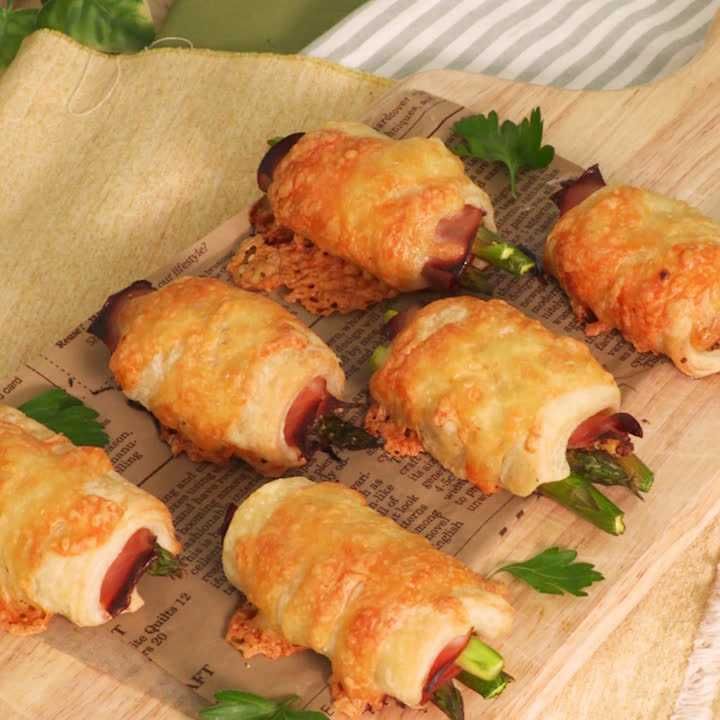 ハムとアスパラのロールパイ