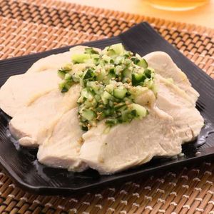 「ゆで鶏のきゅうりだれがけ」のレシピ動画