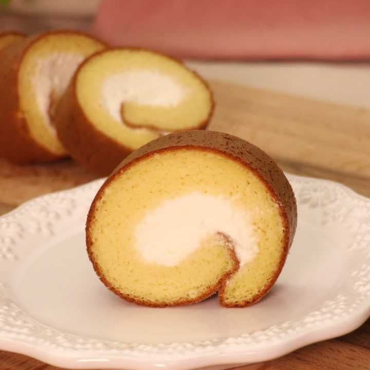 なめらかなクリームを楽しむ♪人気のロールケーキのレシピ5選