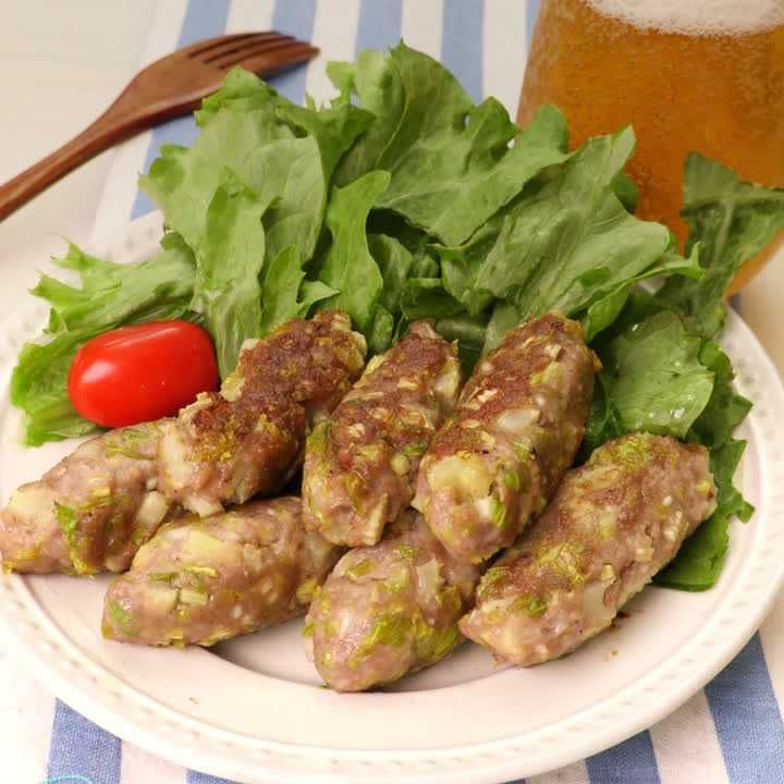 豚ひき肉とセロリのソーセージ風