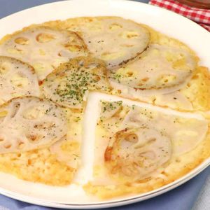 「れんこんチーズピザチップス」のレシピ動画