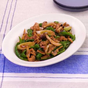 ピーマンと豚肉のオイスターソース炒め