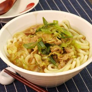 「ねぎたっぷりカレーうどん」のレシピ動画