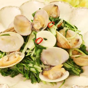 あさりと水菜のピリ辛にんにく炒め