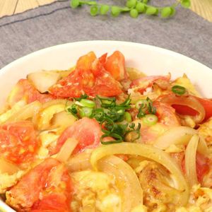 「トマとろライス」のレシピ動画