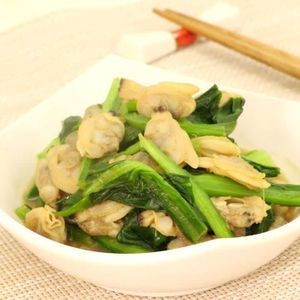 「小松菜とあさりのからしあえ」のレシピ動画