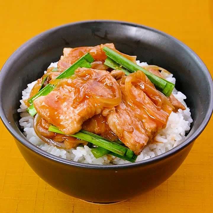 一人暮らしの味方!スタミナ満点レシピ