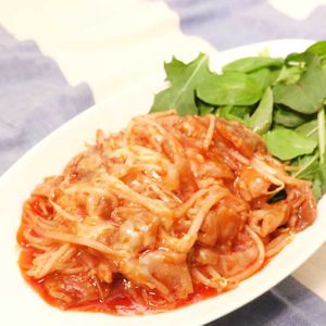 「豚バラもやしのケチャップ炒め」のレシピ動画