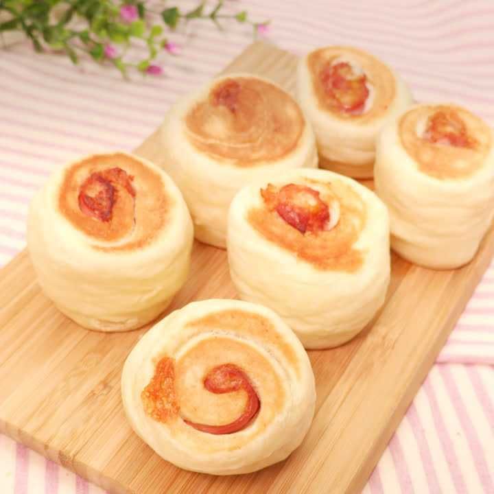 ベーコンチーズパン