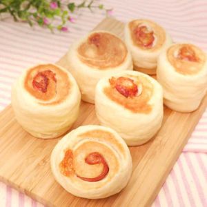 ベーコンチーズパン