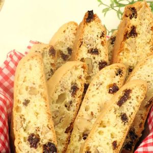 「くるみとレーズンのビスコッティー」のレシピ動画