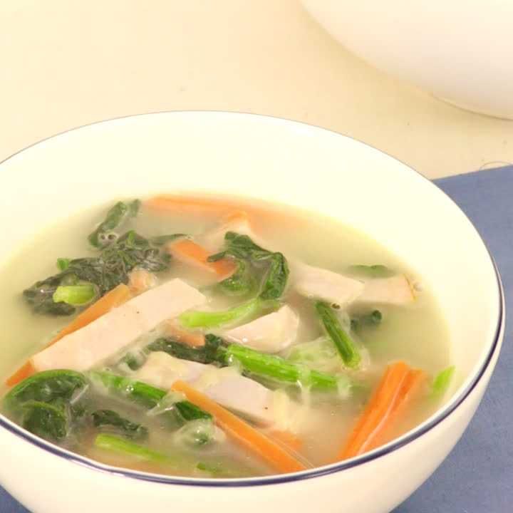 ほうれん草とチーズのスープ