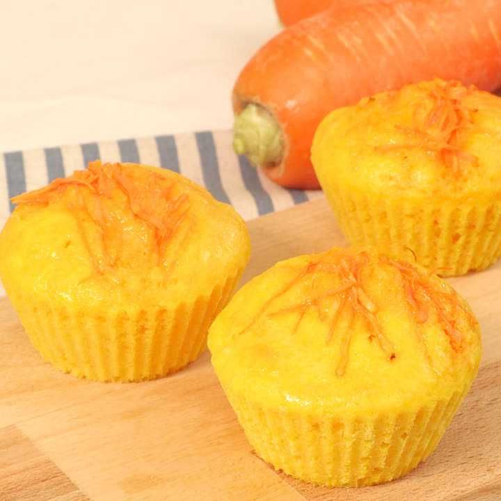 にんじんとオレンジのマフィン