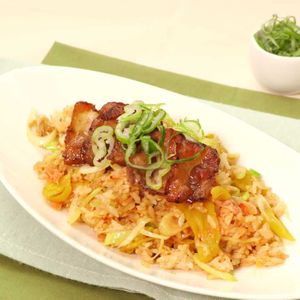 「カリカリ豚のキム・タクライス」のレシピ動画