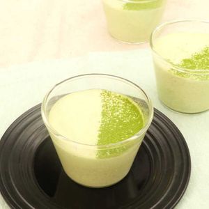 「抹茶ババロア」のレシピ動画