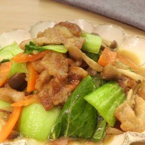 「豚肉とチンゲン菜のみぞれ煮」のレシピ動画