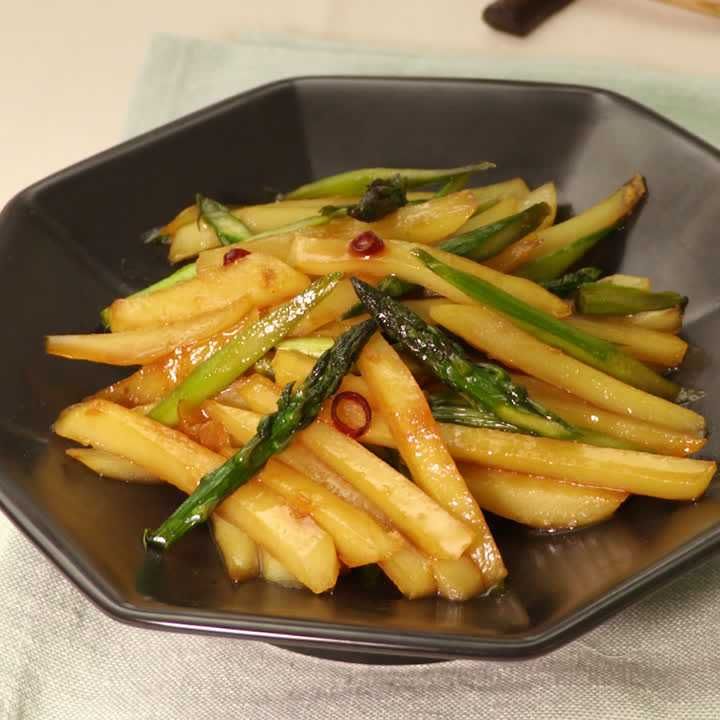 アスパラとじゃがいものきんぴら