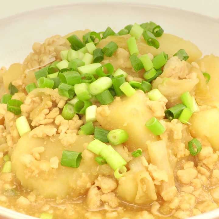 じゃがいもの味噌そぼろ煮