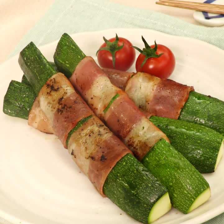ズッキーニのベーコン巻き