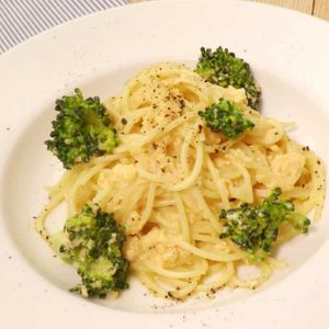 「明太子カルボナーラ」のレシピ動画