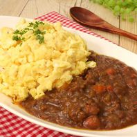 どれが食べたい？おすすめのカレーのトッピング7選！