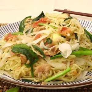 「さっぱり梅焼きそば」のレシピ動画